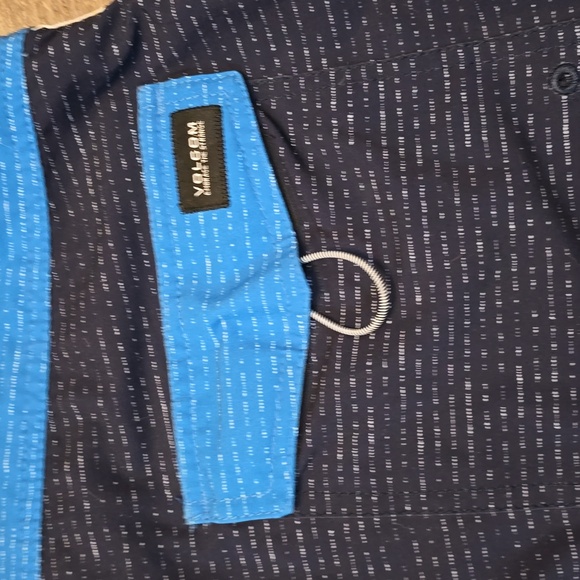 Volcom Board Shorts, Size 40 - Picture 6 of 6